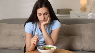 eating-disorders-no-background:-uncover-hidden-struggles